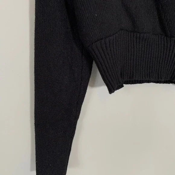 Modern Citizen Black Surplice Wrap Cropped Ribbed Sweater Fitted Size Small - Picture 2 of 11